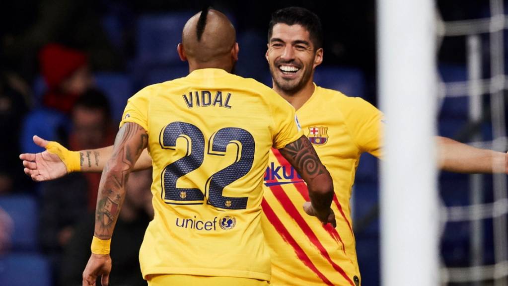 Der FC Barcelona (hier Arturo Vidal und Luis Suarez) ist nicht nur auf dem Rasen erfolgreich