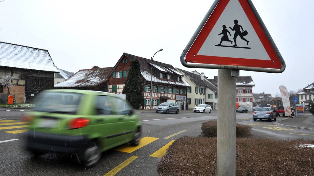 Die Stadt Kreuzlingen plant Massnahmen zur Verkehrsberuhingung auf der Romanshornerstrasse. (Archivbild: Thurgauer Zeitung/Nana do Carmo)