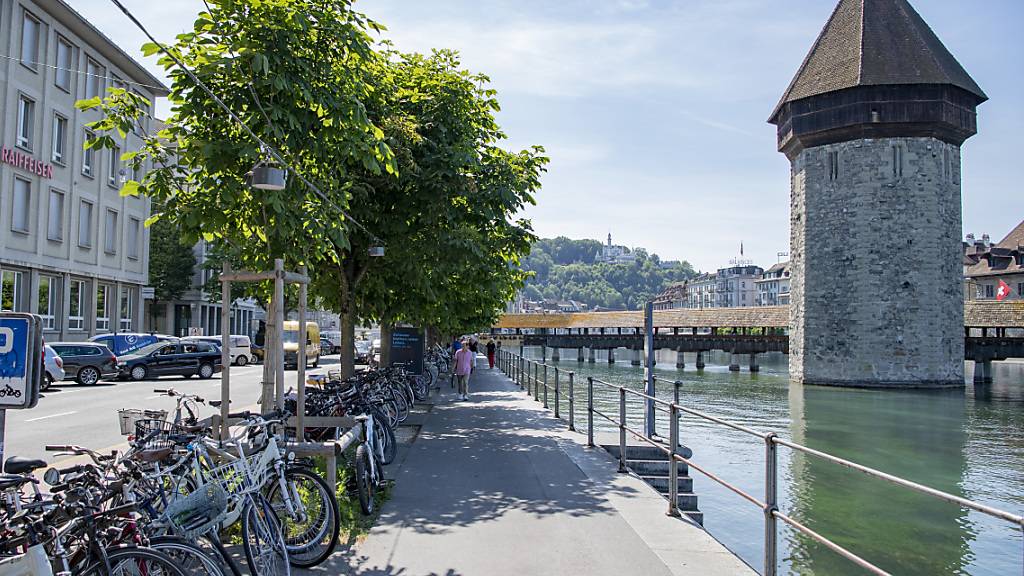 Die Bahnhofstrasse in Luzern ist seit Ende Juni für den Durchgangsverkehr gesperrt. (Archivbild)