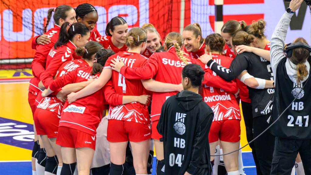 Die Schweizerinnen ziehen in die WM-Hauptrunde ein