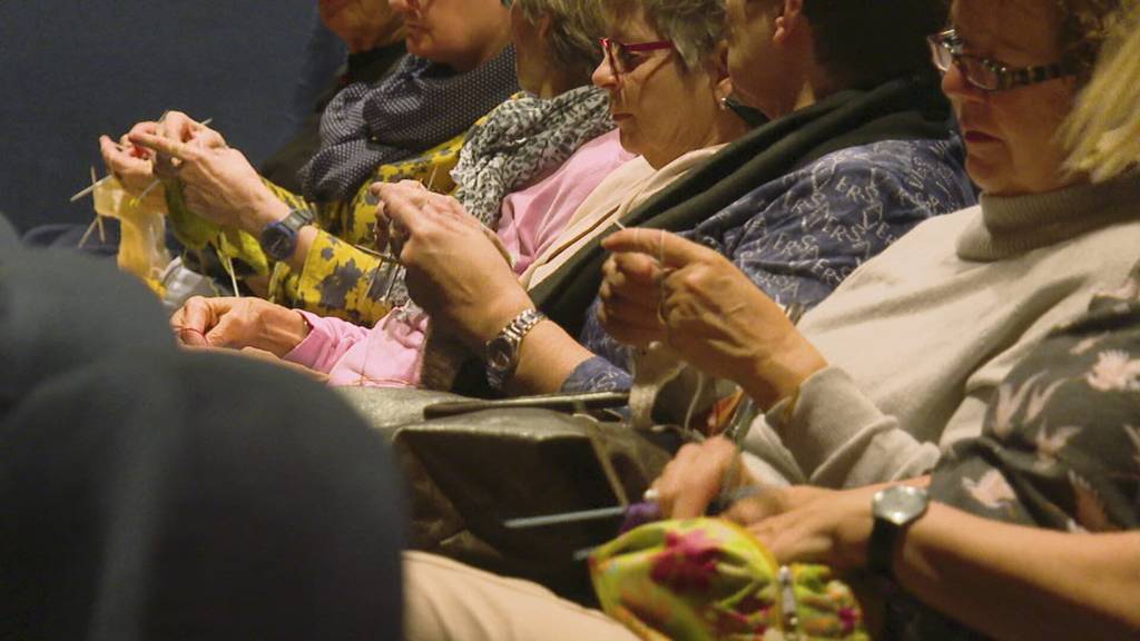 In Bern gibt es immer mehr Angebote für Strickbegeisterte