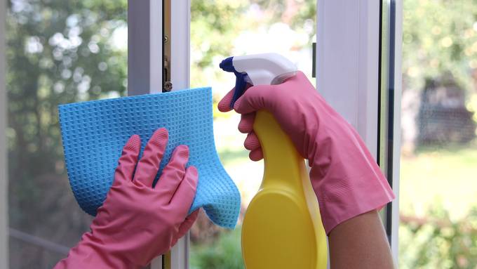 Brillanter Durchblick: So putzt du Fenster effektiv und schnell