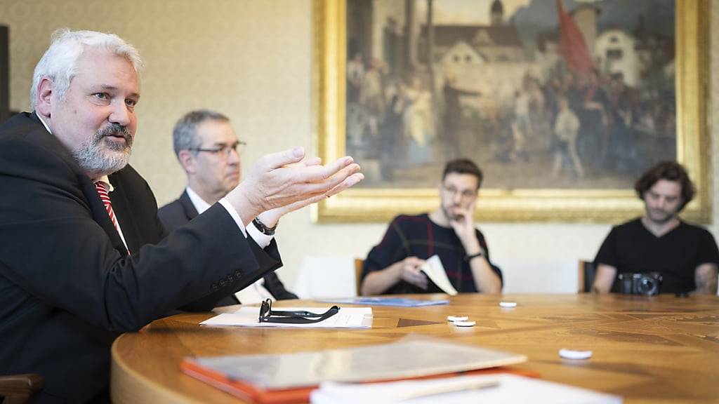 Der Winterthurer Stadtpräsident Michael Künzle erklärte am Mittwoch vor den Medien, 2026 nicht mehr antreten zu wollen. Der Mitte-Politiker war 20 Jahre im Stadtrat, 13 davon als Stadtpräsident.