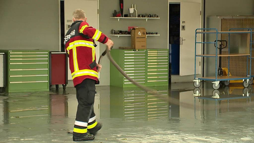 Nach Überflutungen: Flugplatz Lommis steht unter Wasser