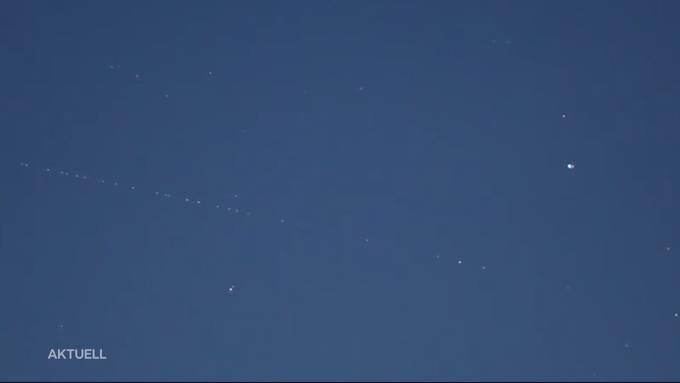 Mysteriöse Lichtpunkte am Himmel sorgen in Region für Aufregung