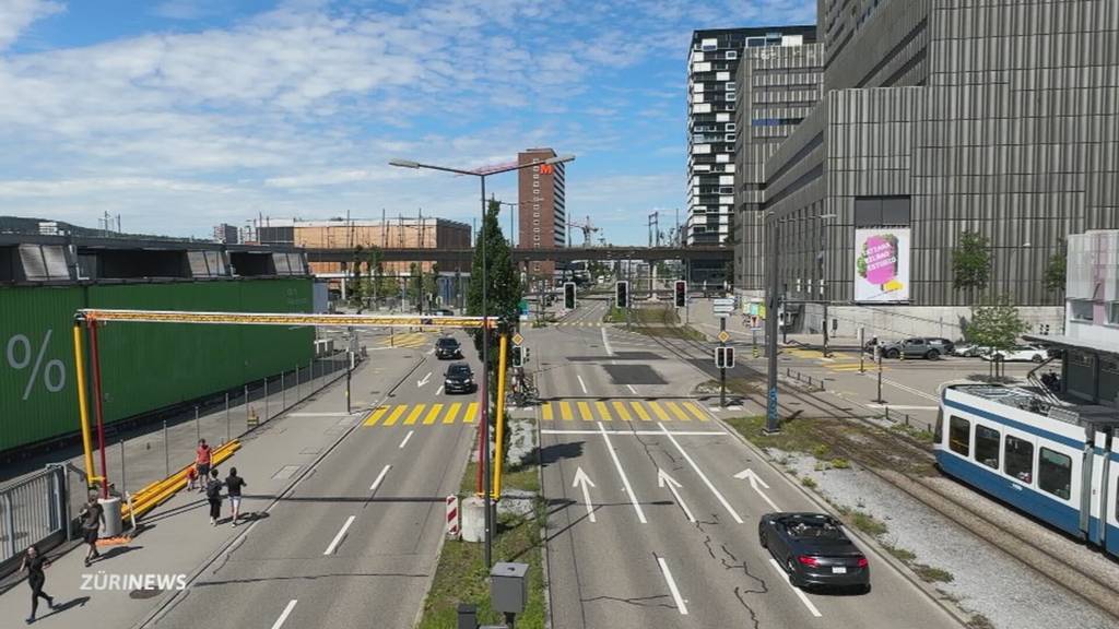Woher der Name Pfingstweidstrasse stammt