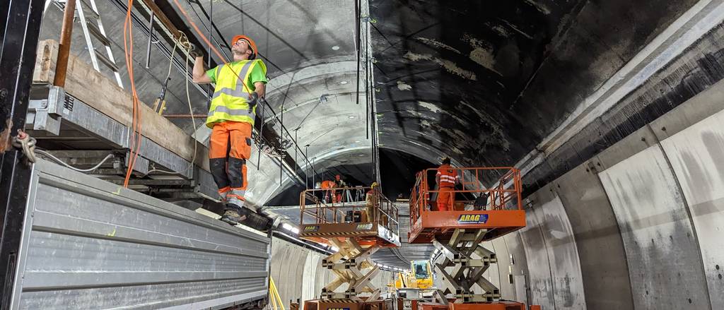 Gotthard-Strassentunnel ist ab 19 Uhr wieder offen