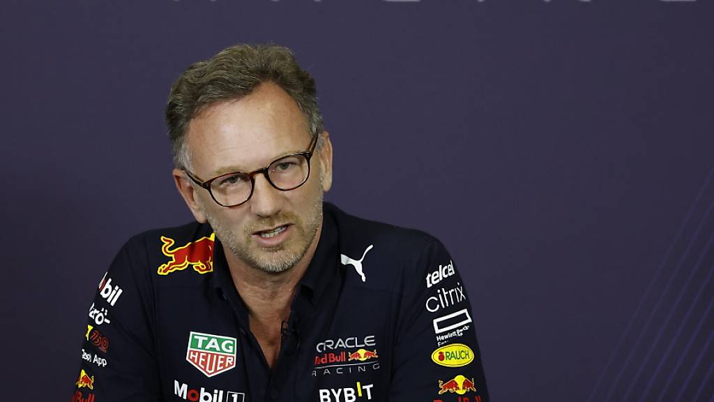 Sieht sich vor dem Saisonstart der Formel 1 mit ernsthaften Vorwürfen konfrontiert: Red Bulls Teamchef Christian Horner