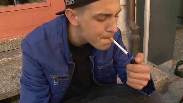 Zigaretten-Verbot für Minderjährige kommt vors Parlament
