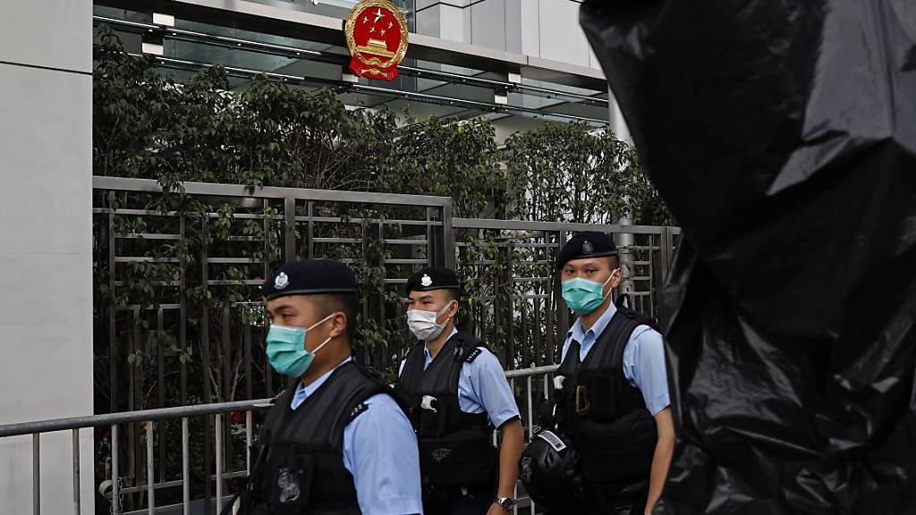 EU-Politiker wollen nicht einfach hinnehmen, dass China in Hongkong die Daumenschrauben in Richtung weniger Freiheit weiter anzieht. (Symbolbild)