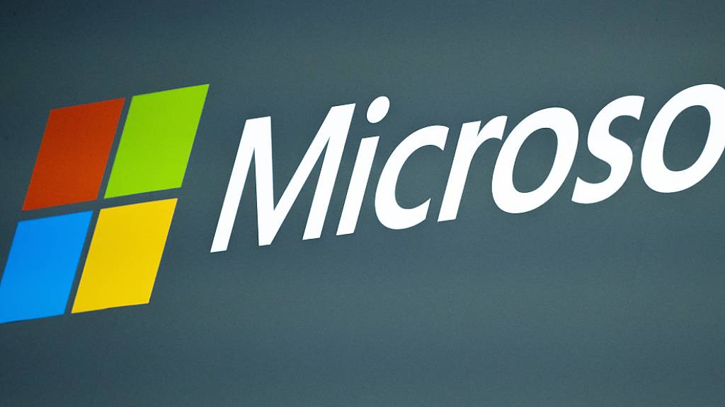 Microsoft untermauert die Ambitionen bei Künstlicher Intelligenz (KI) mit der Entwicklung eigener Chips für solche Software. Der Software-Riese könnte damit unabhängiger vom Halbleiter-Markt werden und zugleich Geräte besser auf seine KI-Programme abstimmen. (Archivbild)