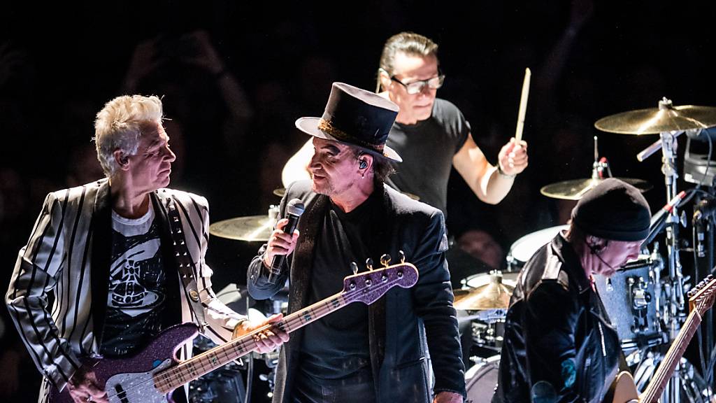 Die Rockband U2 hat Millionen für den Kampf gegen das Coronavirus gespendet. (Archivbild)