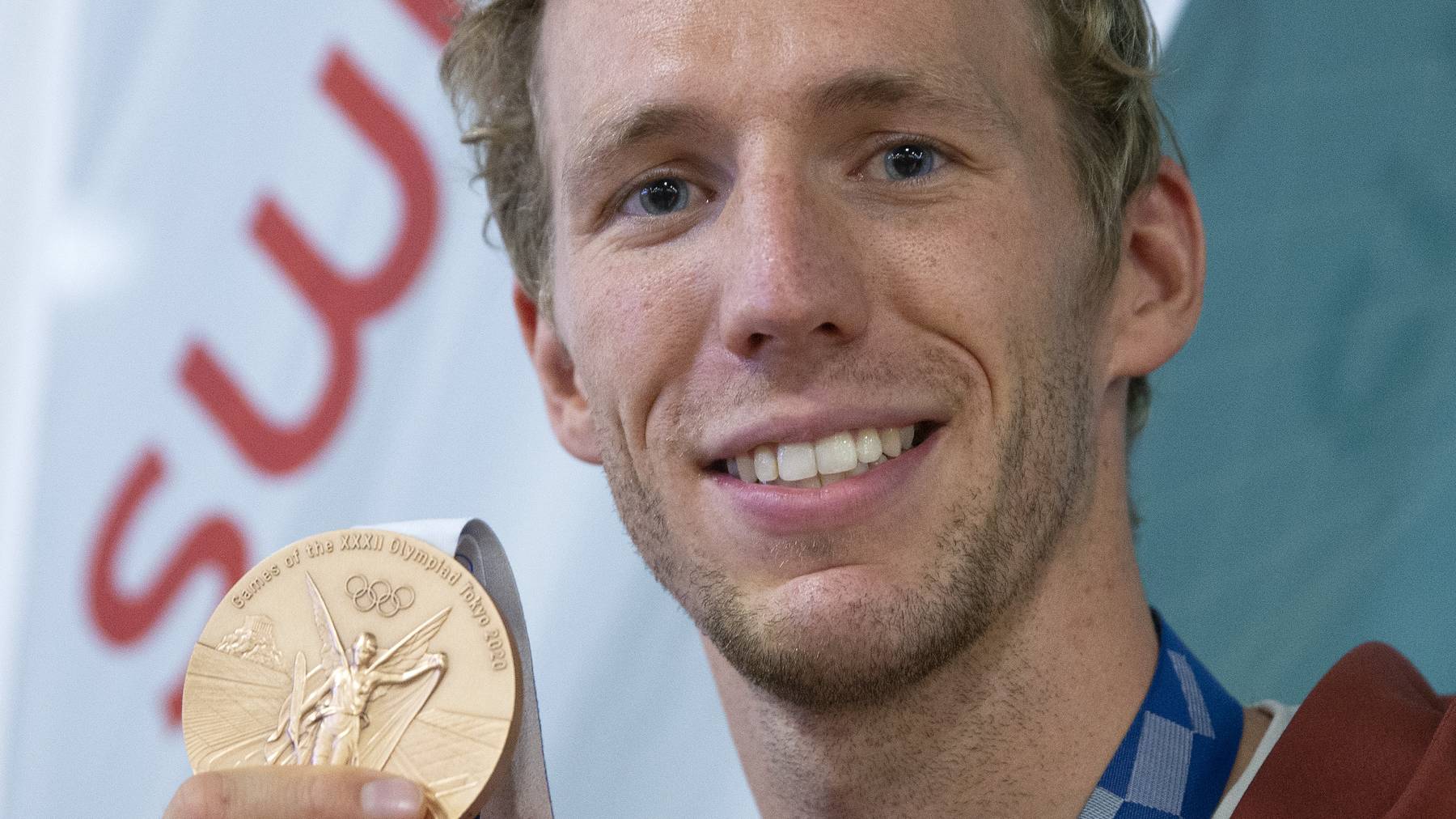 Jérémy Desplanches gewinnt Bronze im Schwimmen.