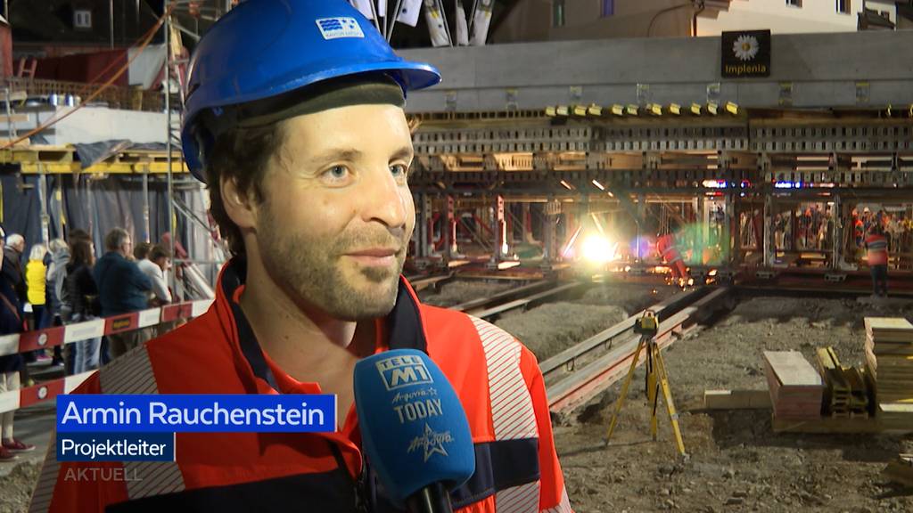 800 Tonnen schwere Brücke wurde über Nacht verschoben