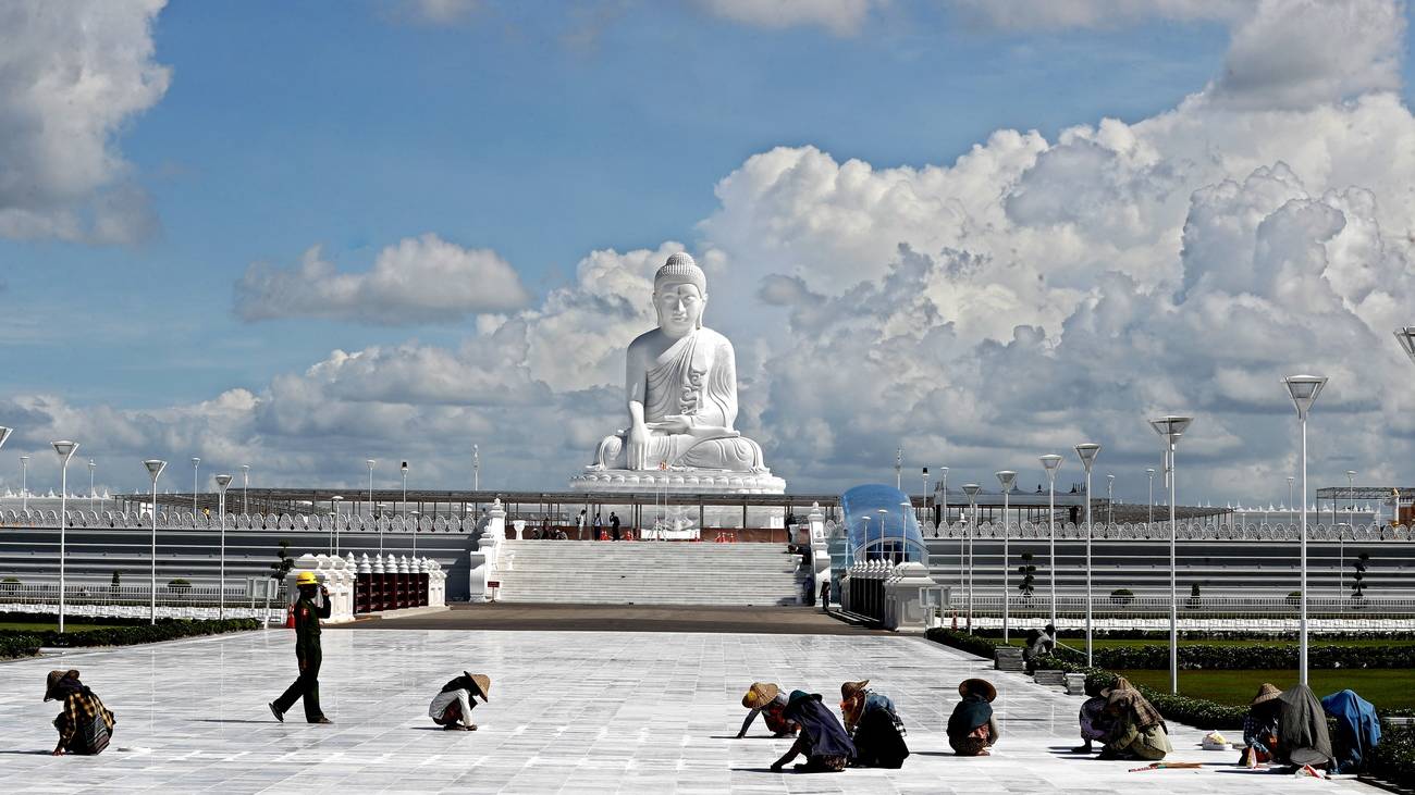 Buddha Statue in Myanmar