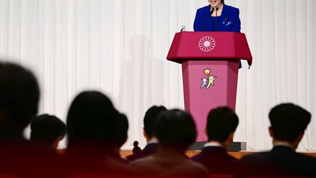 Sanae Takaichi wurde am Samstag zur Vorsitzenden der regierenden Liberaldemokratischen Partei Japans (LDP) gewählt. Die 64-Jährige gilt damit auch als wahrscheinliche nächste Ministerpräsidentin Japans.
