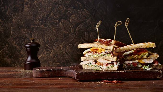 Rezept für einen Klassiker: So bereitest du ein leckeres Club-Sandwich zu