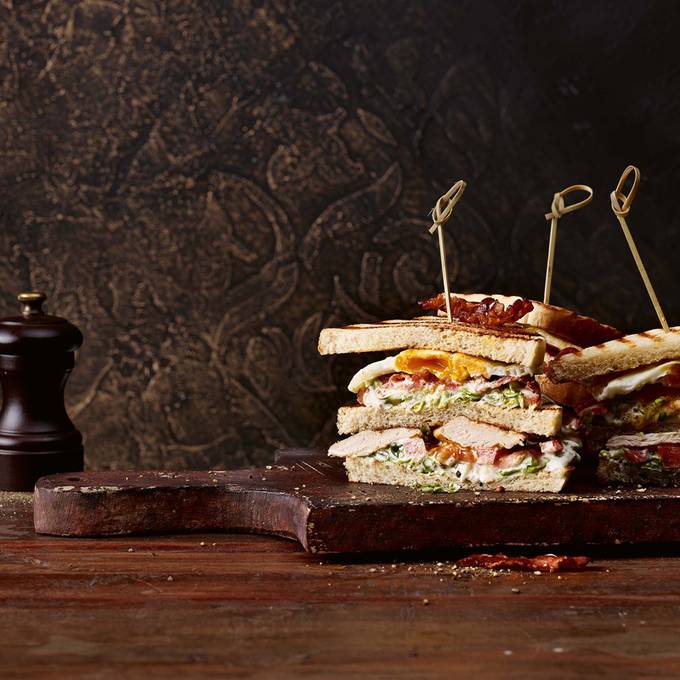 Rezept für einen Klassiker: So bereitest du ein leckeres Club-Sandwich zu