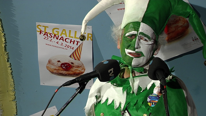 Schnitzelbänke