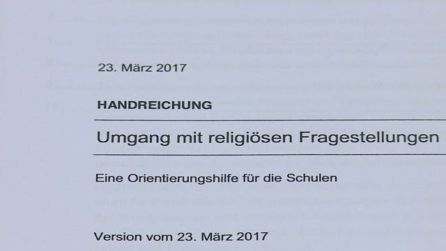 Kritik an Religionsleitfaden für Volksschulen