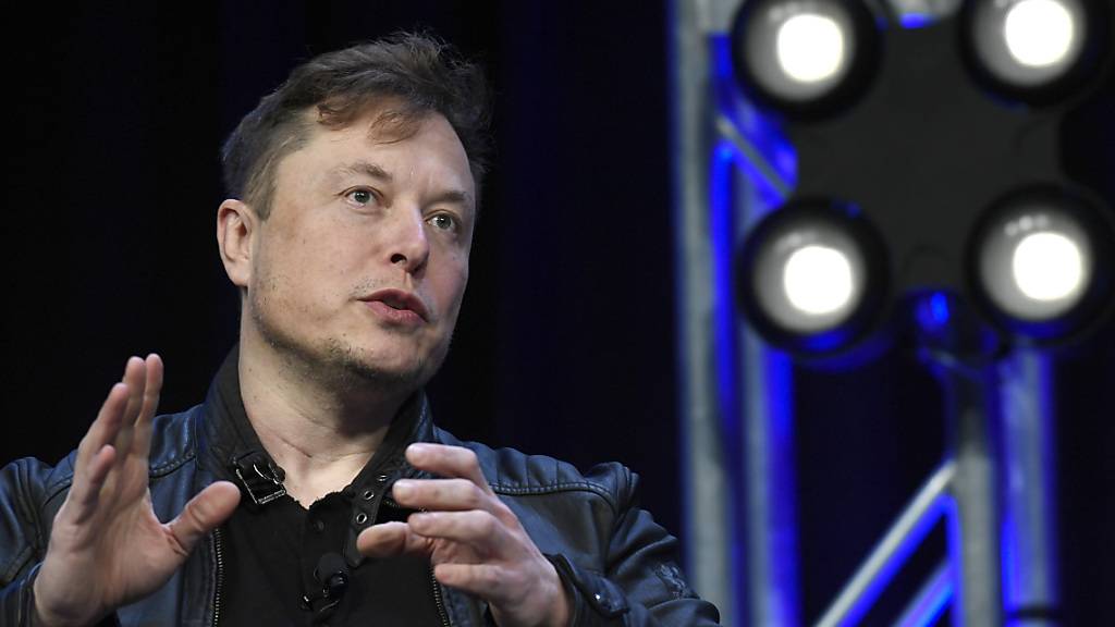 Droht mit dem Firmenwegzug aus Kalifornien: Elon Musk, Chef des Elektroauto-Pioniers Tesla. (Archivbild)
