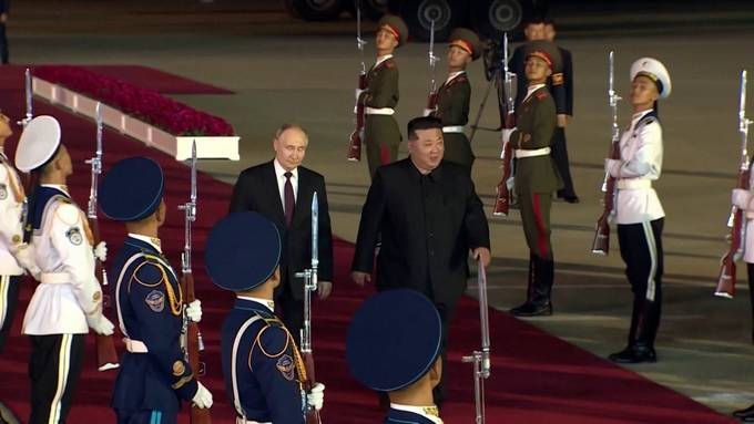 Erster Besuch seit 24 Jahren: Putin trifft Kim