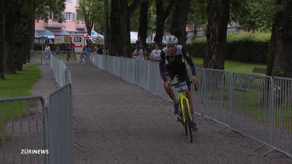 Sechstes Urban Cyclocross fand trotz Regen statt