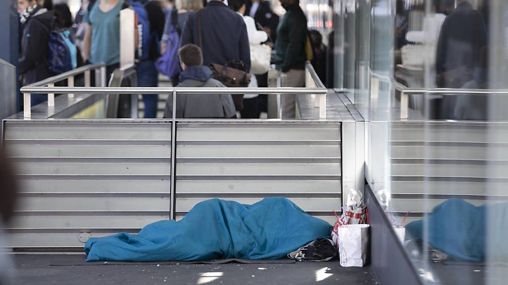 Obdachlos in Zürich: Das Sozialwerk Pfarrer Sieber hat in seinem Pfuusbus so viele Übernachtungen verzeichnet wie noch nie. (Archivbild)