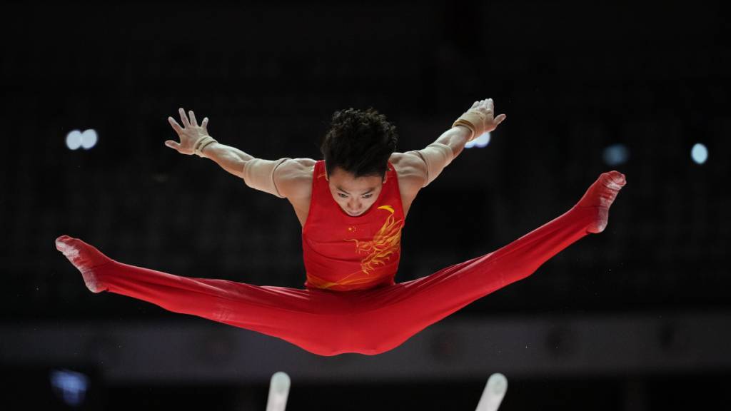 Die Nummer 1 am Barren: Zou Jingyuan aus China