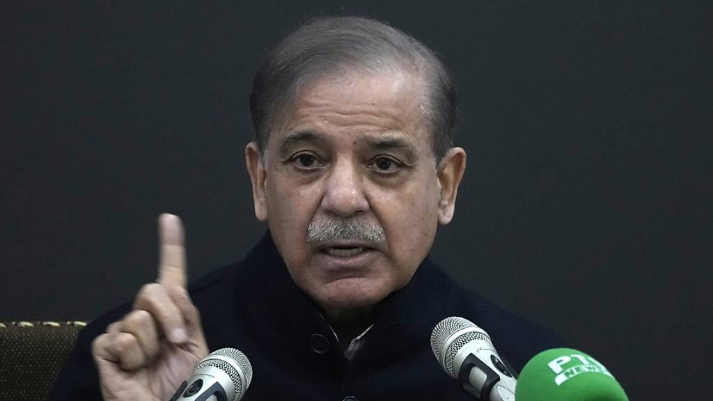 ARCHIV - Shehbaz Sharif hat seinen Amtseid abgelegt. Foto: K.M. Chaudary/AP/dpa