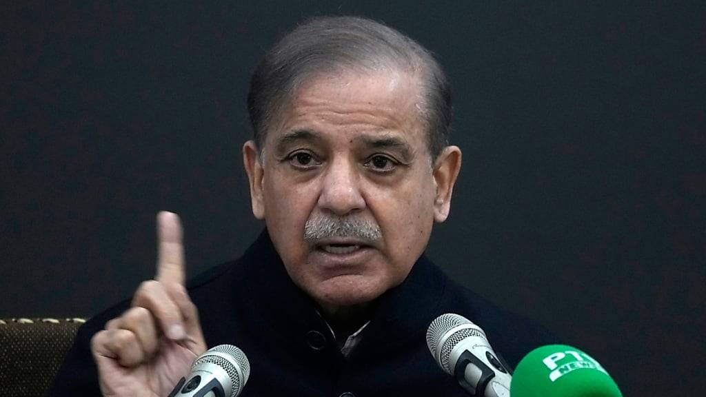 ARCHIV - Shehbaz Sharif hat seinen Amtseid abgelegt. Foto: K.M. Chaudary/AP/dpa