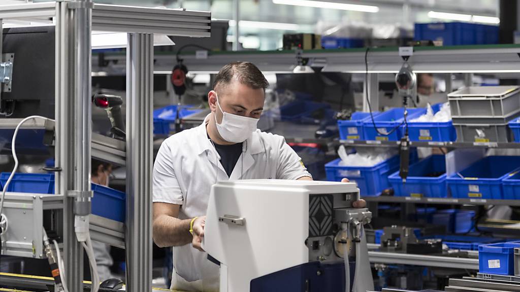 Beatmungsgeräte-Hersteller in Graubünden expandiert