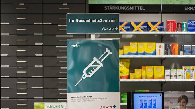 Kanton Zug baut spontanes Freitagsimpfen in Apotheken aus