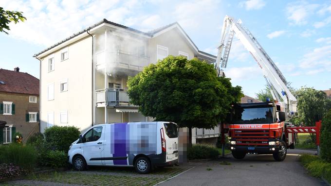 Brand: Bewohner von sechs Wohnungen verlieren ihr Zuhause