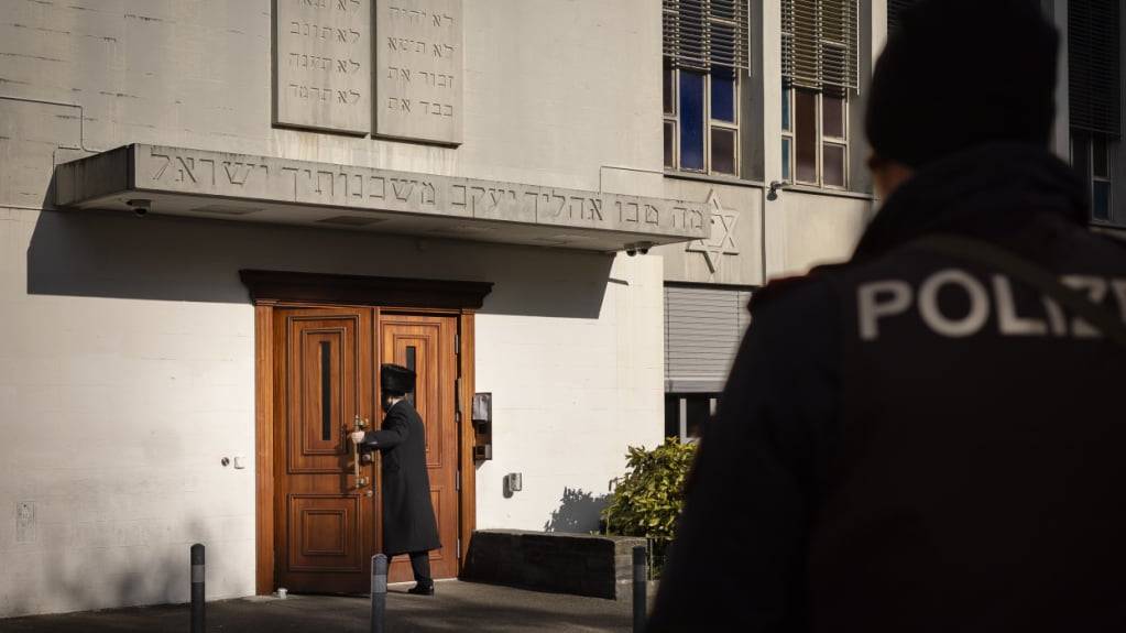 Die Stadt Zürich erwägt die Schaffung einer Fachstelle Extremismus. Zuletzt haben politisch motivierte Gewalttaten zuletzt zugenommen, etwa antisemitische. (Symbolbild)