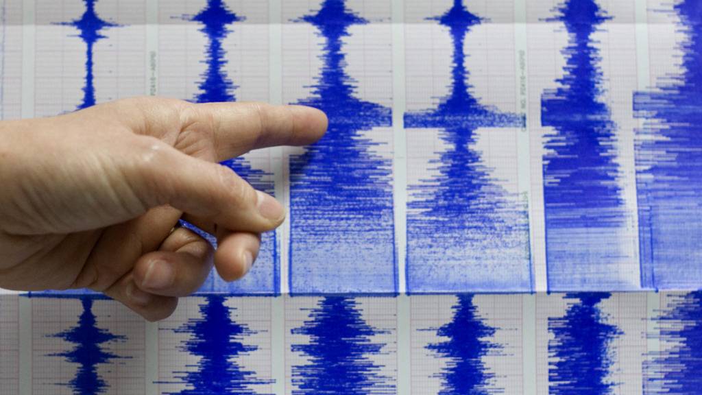 Ein starkes Erdbeben hat am späten Samstagabend Ortszeit die japanische Provinz Fukushima erschüttert. Das Beben hatte die Stärke von 7,1. Über Schäden oder Verletzte gab es zunächst keine Informationen. (Symbolbild)