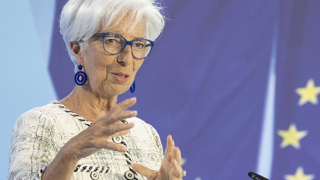EZB-Präsidentin Christine Lagarde will die Bankenaufsicht auf europäischer Ebene zusammenziehen. (Archivbild)