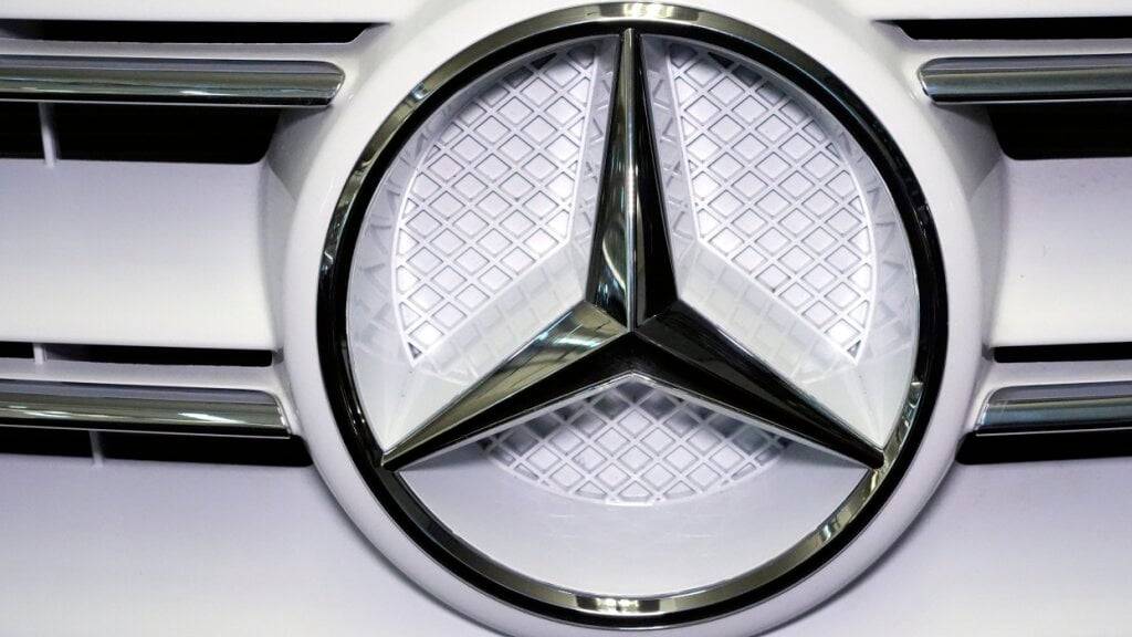 Der deutsche Autobauer Mercedes-Benz leidet weiterhin unter der gedämpften Nachfrage und wachsender Konkurrenz in China. Die Autoverkäufe gingen im zweiten Quartal 2025 weiter zurück.(Archivbild)