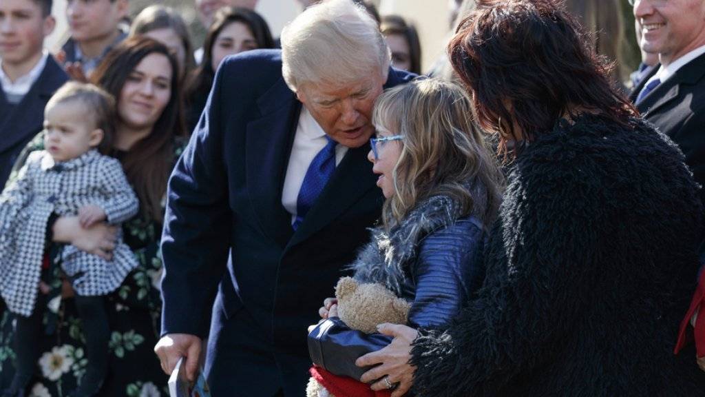 US-Präsident Donald Trump begrüsst am Freitag in Washington Teilnehmer des «March for Life».