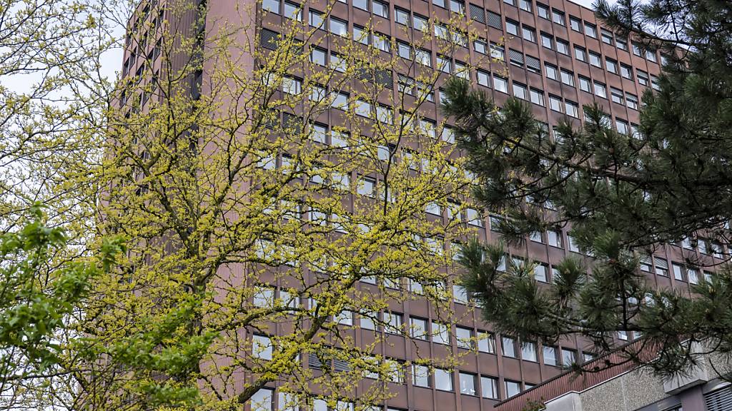 Die Luks Gruppe, zu der das Luzerner Kantonsspital (Bild) und das Spital Nidwalden gehören, erhalten mit Martin Nufer  einen neuen Verwaltungsratspräsidenten.