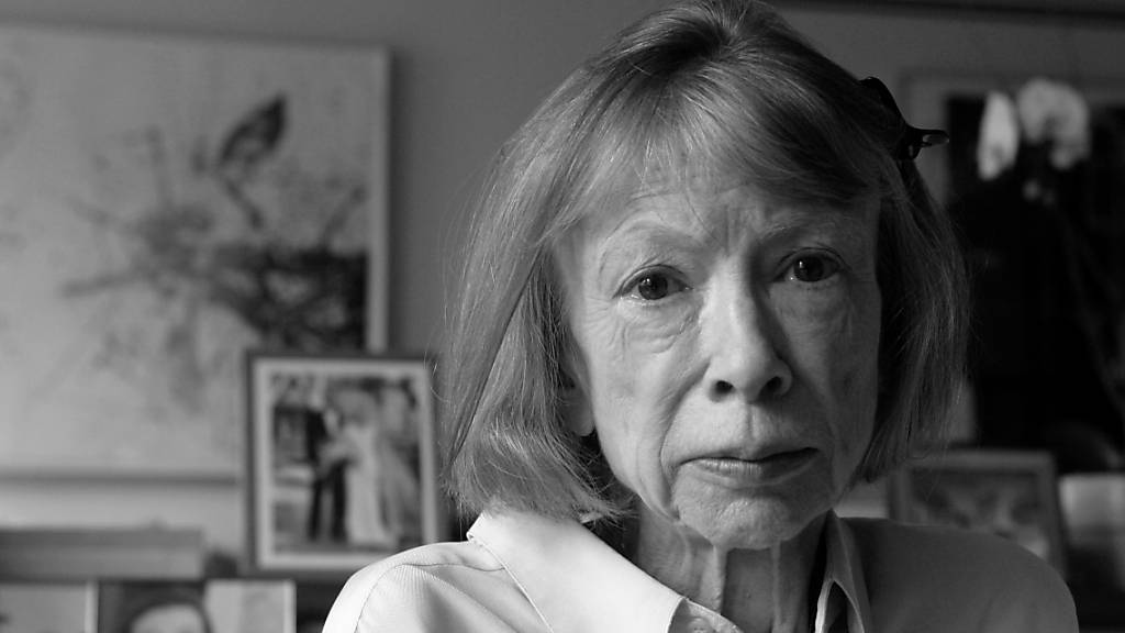 Die Schriftstellerin Joan Didion ist am Donnerstag im Alter von 87 Jahren in New York gestorben.