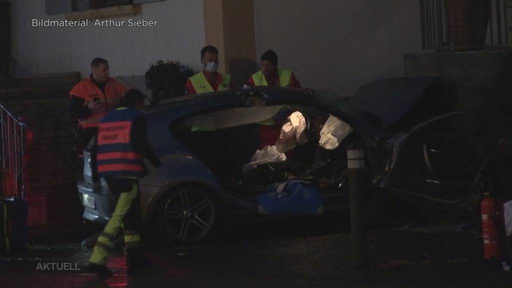 Einbrecherbande die bei der Flucht einen schweren Unfall baute, steht heute in Aarau vor Gericht