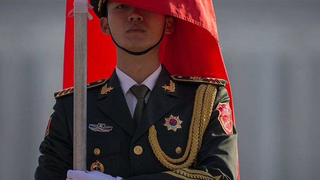 Ein Soldat in Chinas Hauptstadt Peking. (Archivbild)