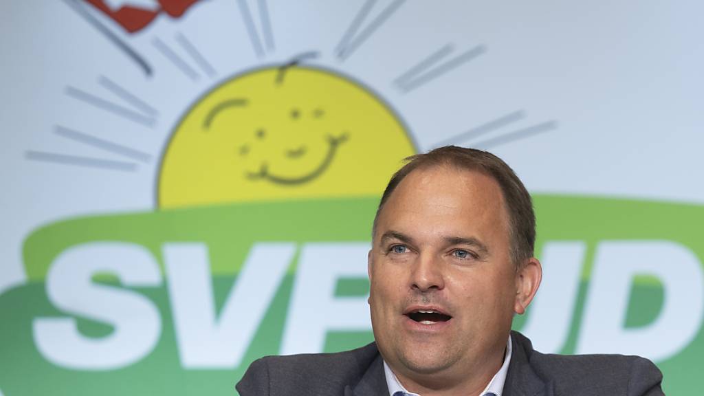 Er wird wohl neuer SVP-Präsident: Marcel Dettling, hier an einem Auftritt im November 2023. (Archivbild)