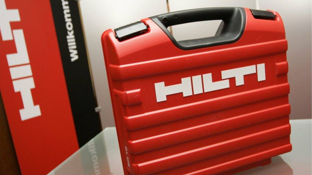 Der Baugerätehersteller Hilti hat im vergangenen Jahr weniger verdient. Dem Unternehmen setzte unter anderem der starke Franken zu.(Symbolbild)