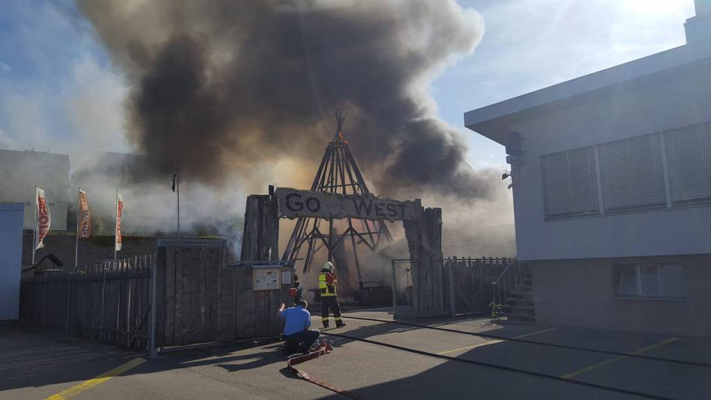Flammen zerstören Restaurant «GoWest» im Aarauer Telli