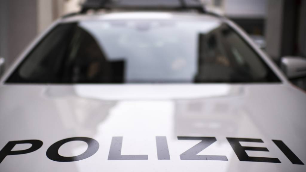Die Kantonspolizei St. Gallen rückte am Montagnachmittag zu einem Unfall nach Gossau SG aus. (Symbolbild)