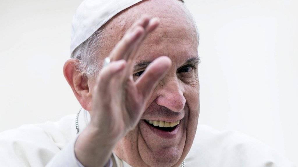 Auch Papst Franziskus leidet nach eigener Erkenntnis unter den Versuchungen des Teufels, seien es die Ungeduld, der Egoismus und die Faulheit (Archiv)
