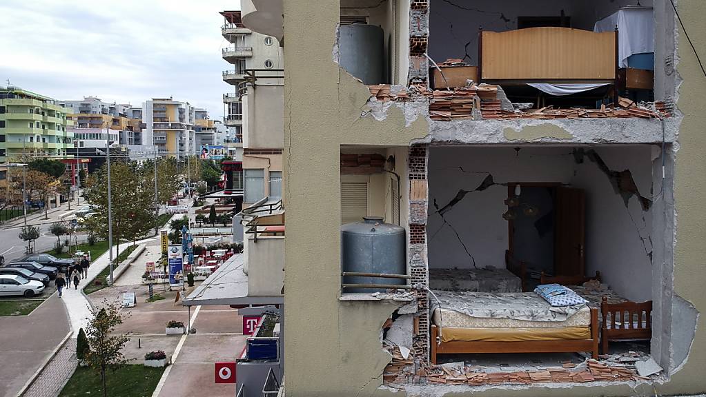 Nach einem starken Erdbeben in Albanien sind zahlreiche Personen wegen möglicher Umgehung von Bauvorschriften festgenommen worden. (Archivbild vom November 2019)