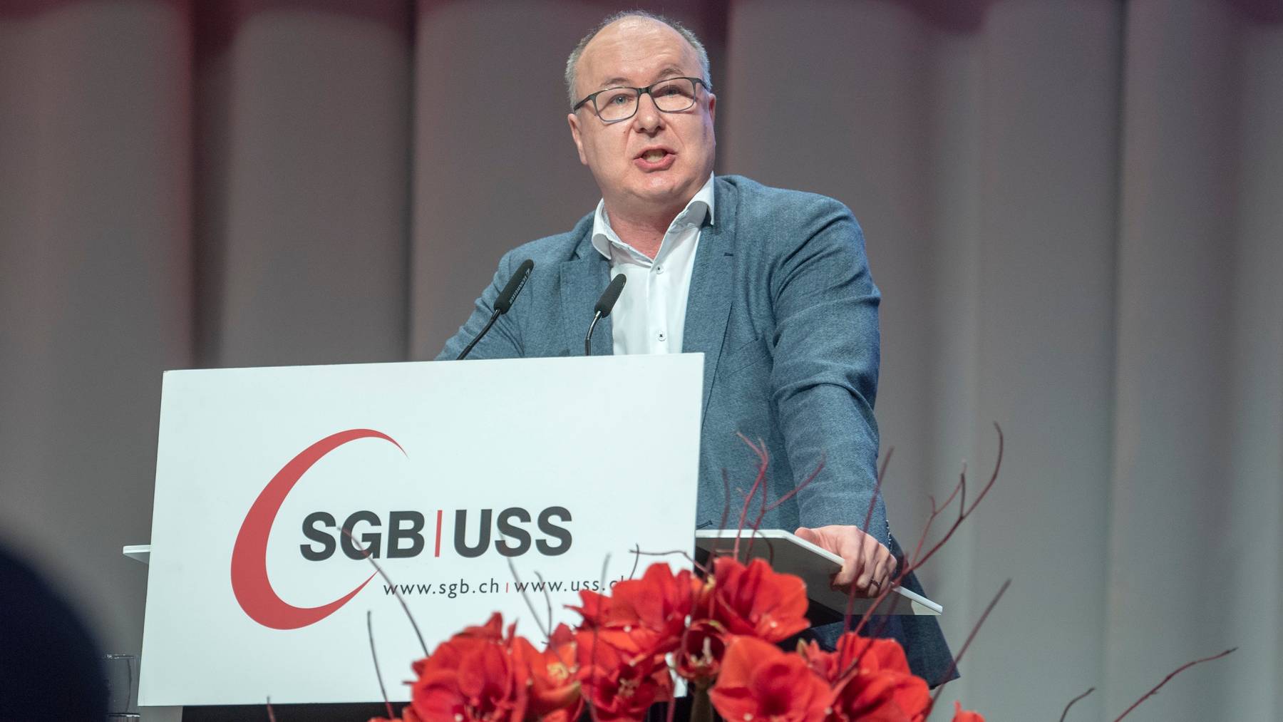 Pierre-Yves Maillard, Präsident des Schweizerischen Gewerkschaftsbunds und SP-Nationalrat, fordert eine Stärkung des Service public.